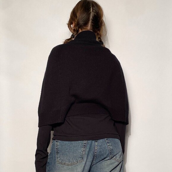 Vintage Y2K Black Knit Funnel Neck Cropped Double Breasted Poncho Cape! One Size - Picture 7 of 8